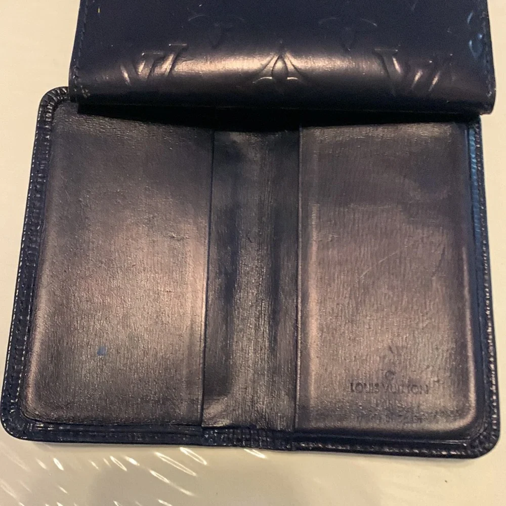 Louis Vuitton Epi card holder